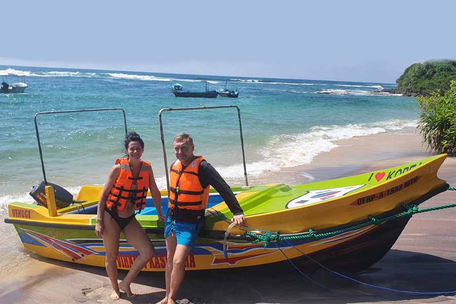 Sunset Boat Tours - Mirissa